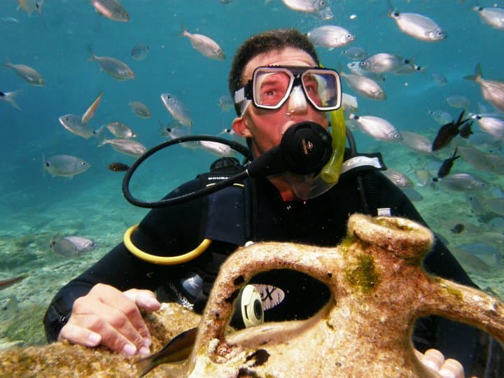 TRY SCUBA: Discover diving in Bodrum's blue depths